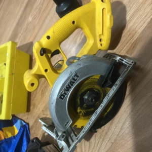 Dewalt DC390 18V Cordless Circular Saw-Tool Only No Blade-Tested Works