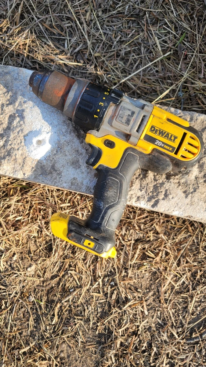 DeWalt DCD985 20V MAX 3-speed 1/2 in. Hammer Drill-works As It Should - Image 3