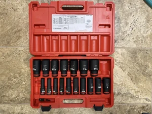 Milwaukee Shockwave 1/2" Drive SAE 6 Point Impact Socket Set - Red